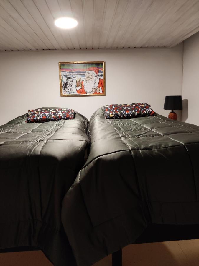Ylläsjärvi Villa Hutsula Yllas מראה חיצוני תמונה